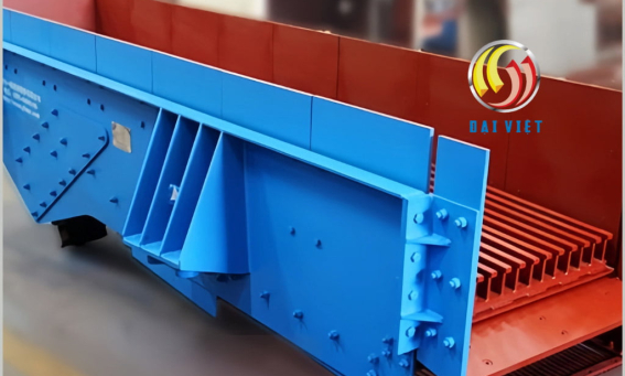 Máy cấp liệu rung GZT trong dây chuyền máy nghiền đá xây dựng