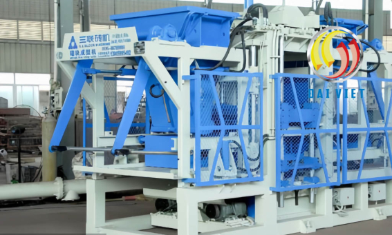 May duc gạch khong nung hien dai