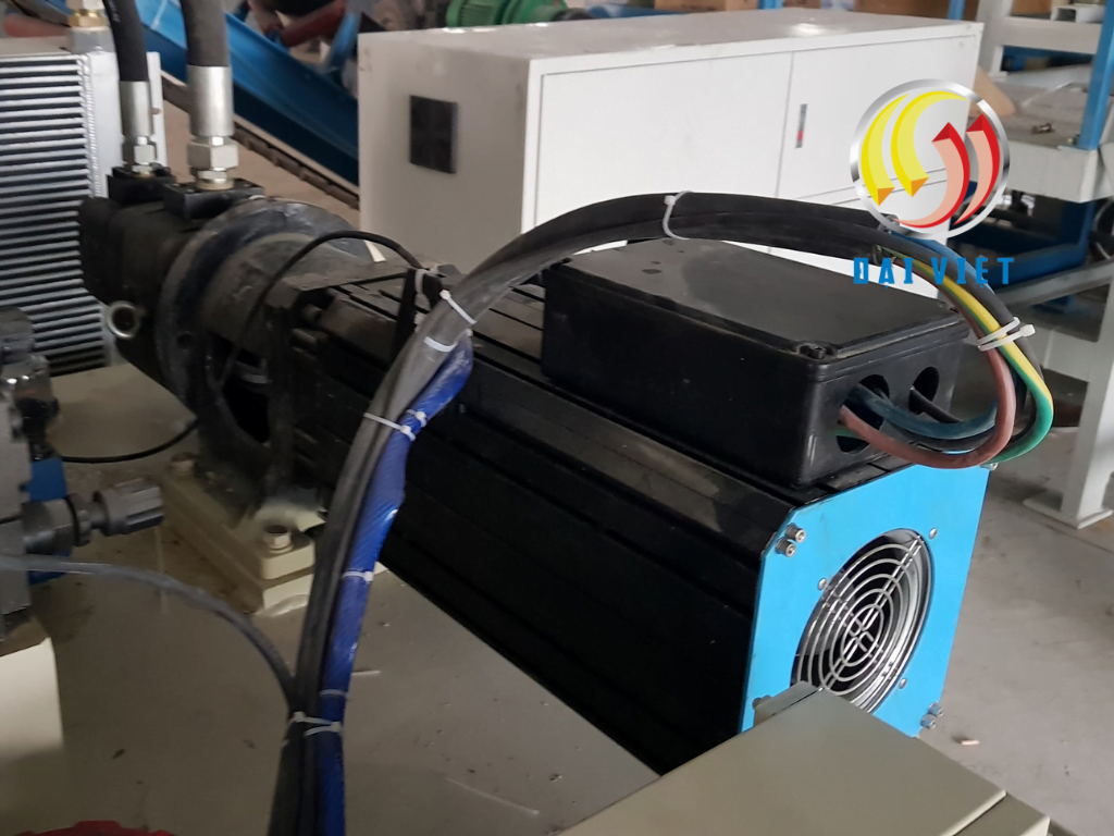 Motor Servo – Trái tim công nghệ của dây chuyền gạch không nung