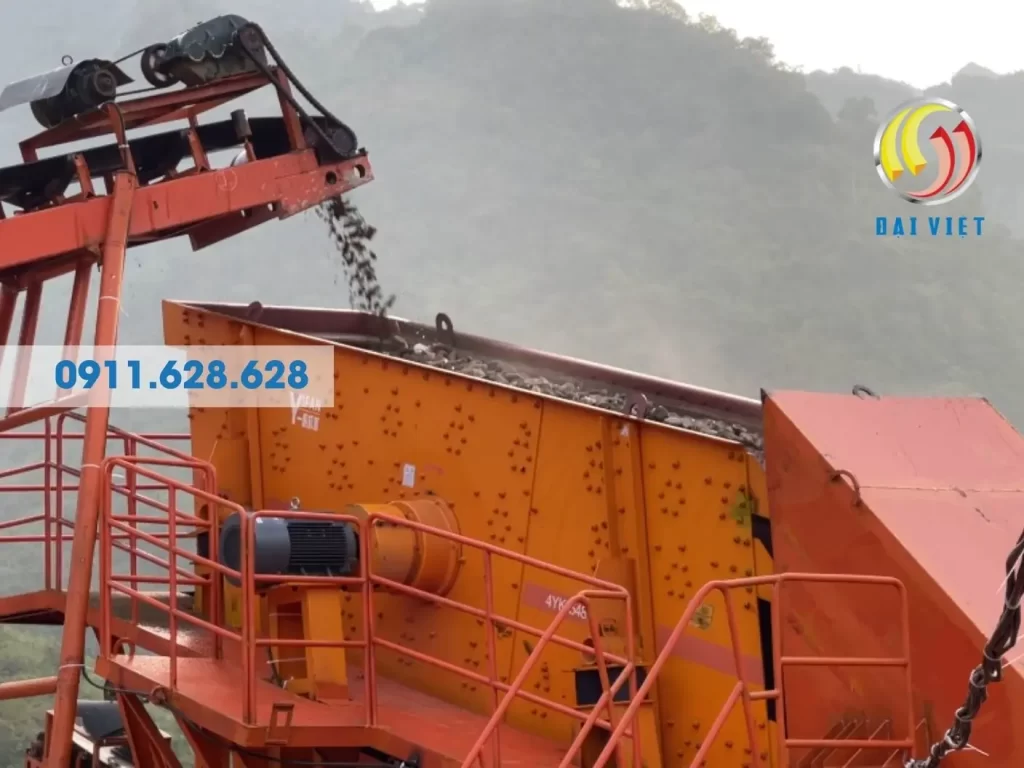 Hình ảnh máy sàng rung trạm nghiền đá cát nhân tạo ở Bắc Kạn