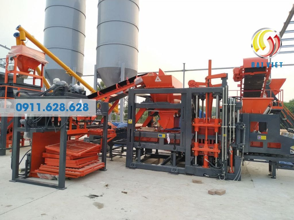 Hình ảnh lắp đặt cụm máy chính của dây chuyền gạch Bình Dương