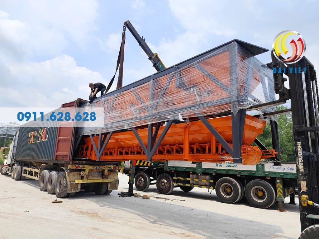 Hình ảnh máy móc thiết bị dây chuyền gạch không nung Bình Dương về nhà máy