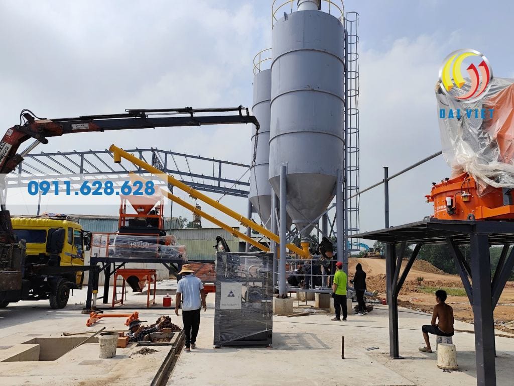 Vít tải liệu từ silo vào cối trộn dây chuyền gạch Bình Dương