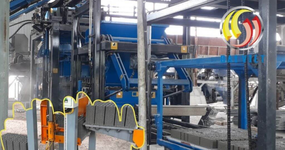 Hình ảnh máy ép gạch thủy lực