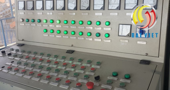 Hình ảnh PLC-Controller là gì dây chuyền sản xuất